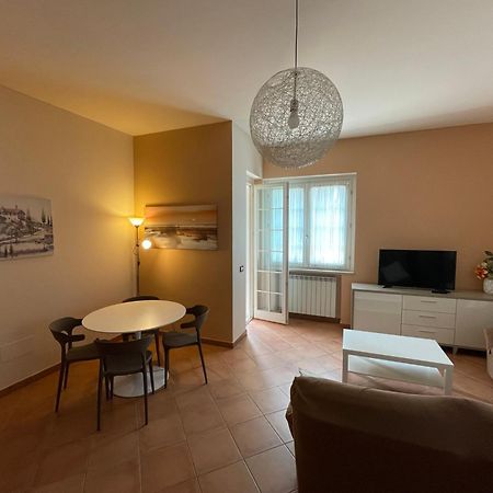 Sirmione Apartment Luaran gambar