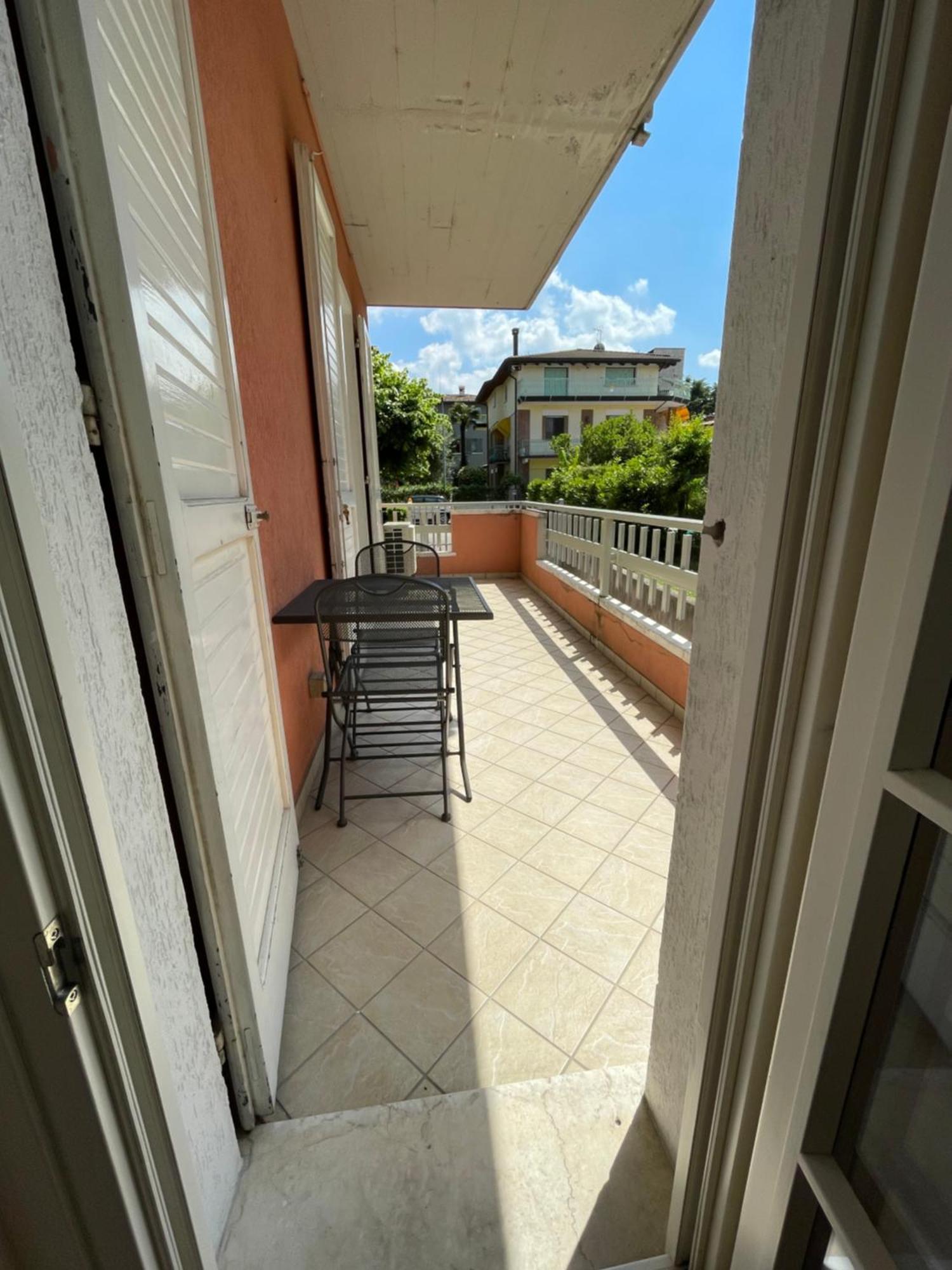 Sirmione Apartment Luaran gambar